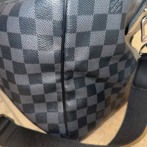 Louis Vuitton Damier Graphite Roadster 50 - Picture 7 of 14